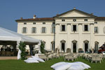 Villa Caroli Zanchi: la location ideale per ricevimenti all'aperto - clicca per ingrandire
